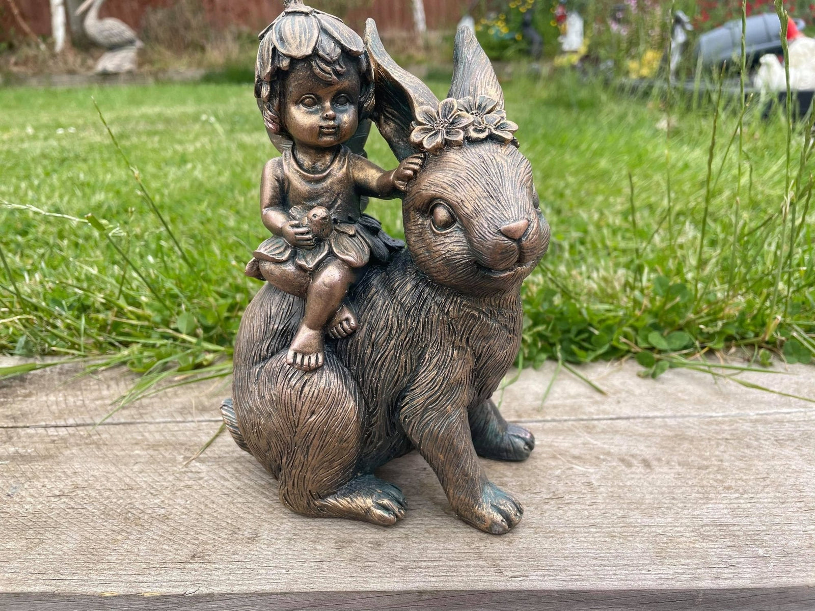 Hare & Rabbit Garden Ornaments: The Complete Buying Guide