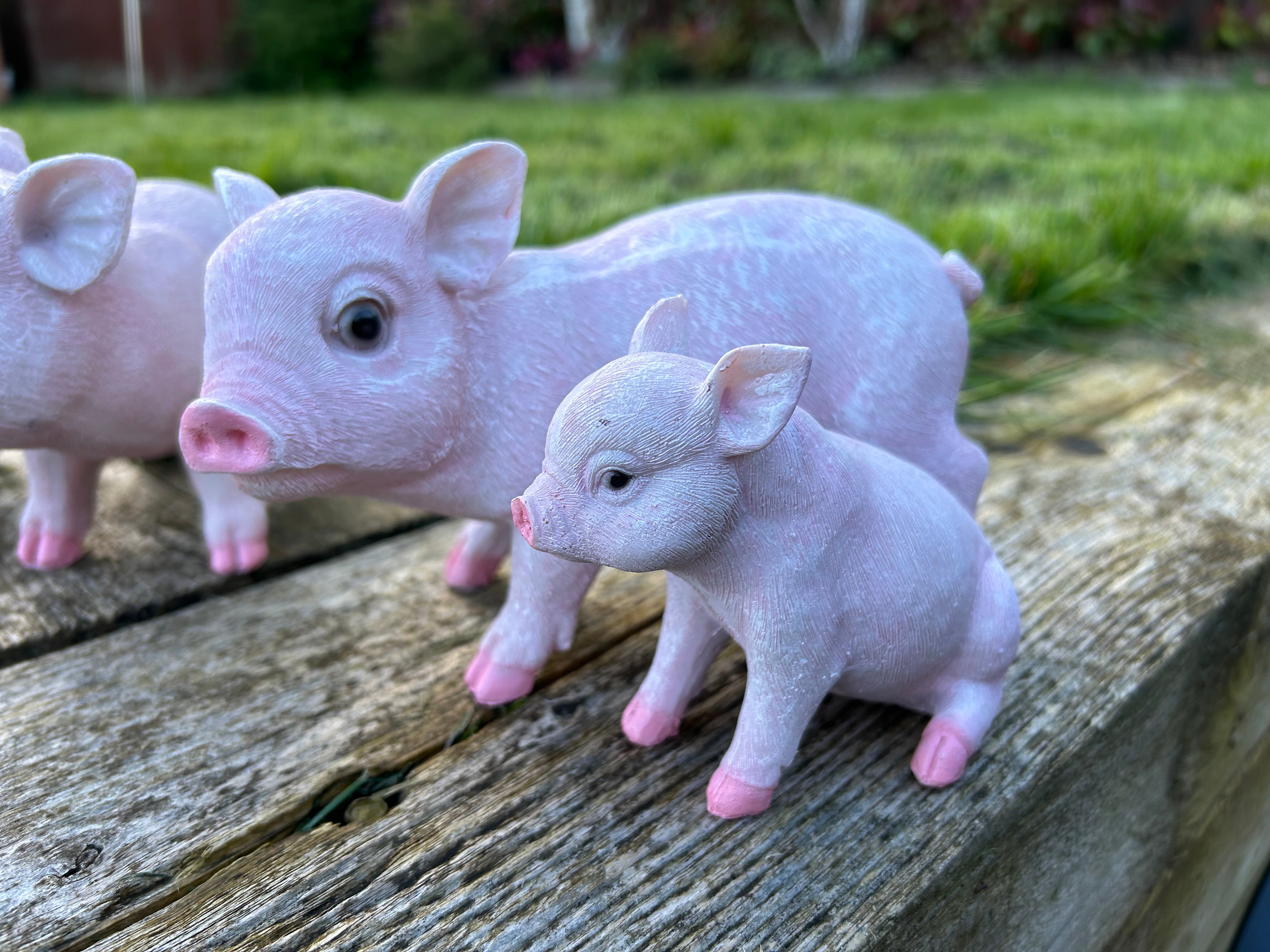 Pink Pig Family Ornament Set