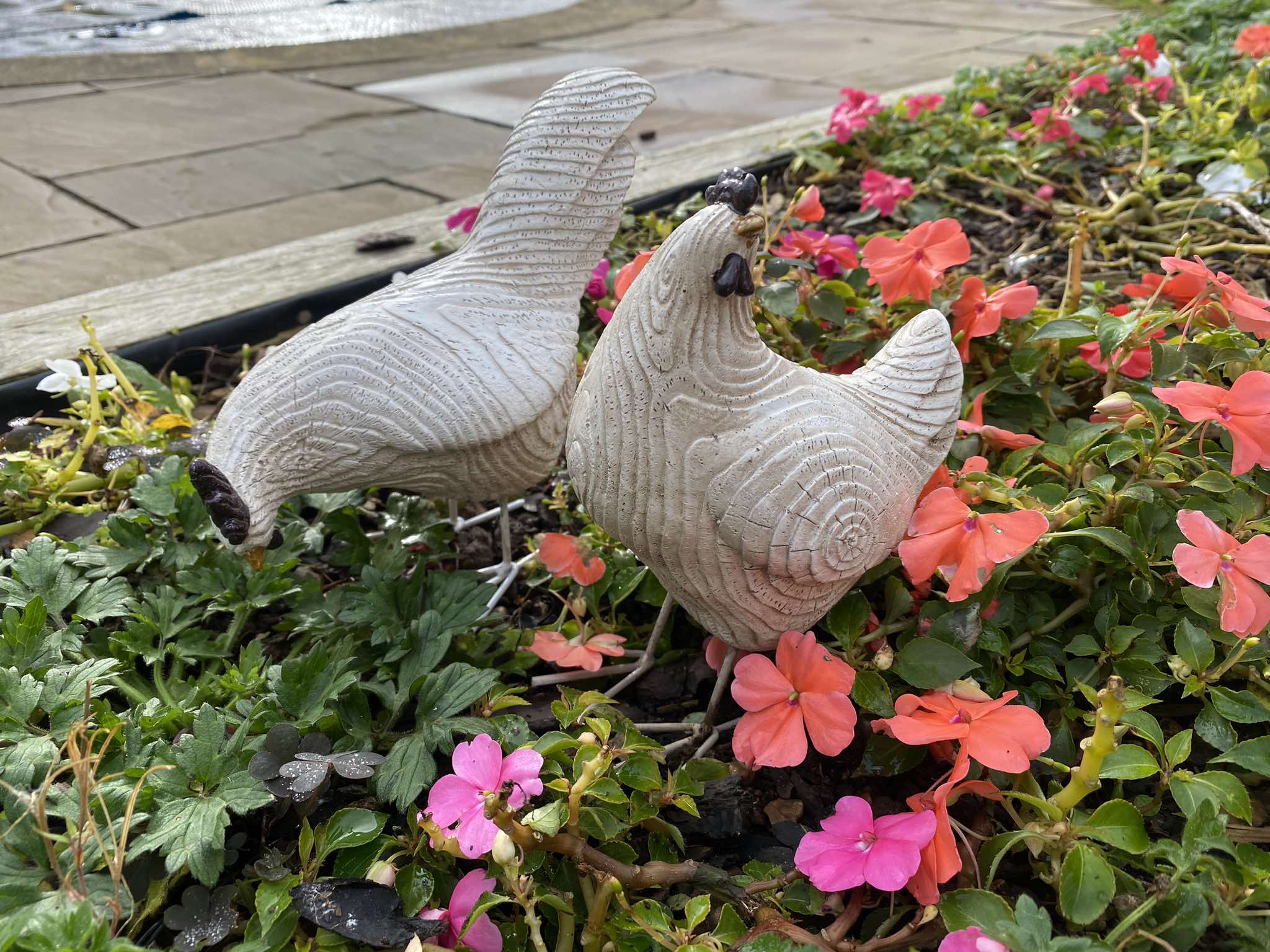 Rustic Roosters Garden Ornament Set