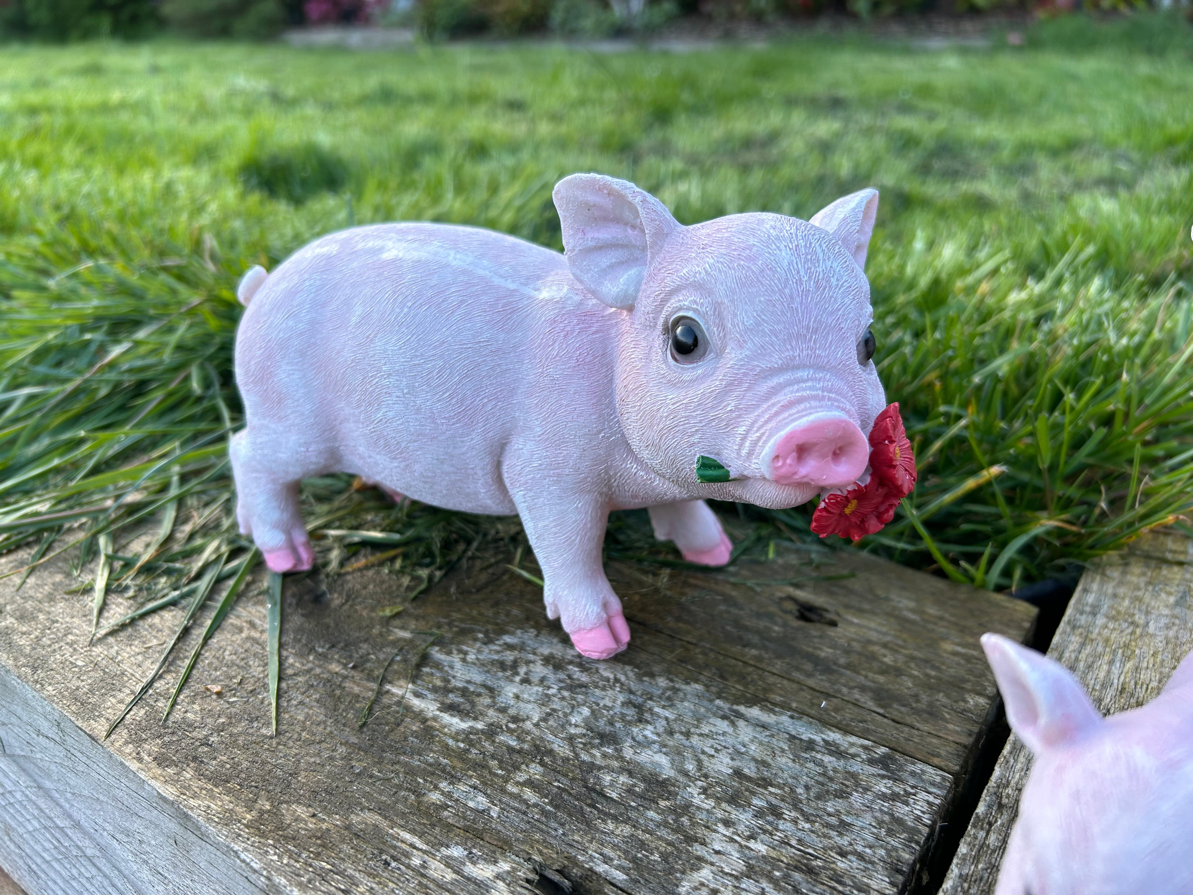 Pink Pig Family Ornament Set