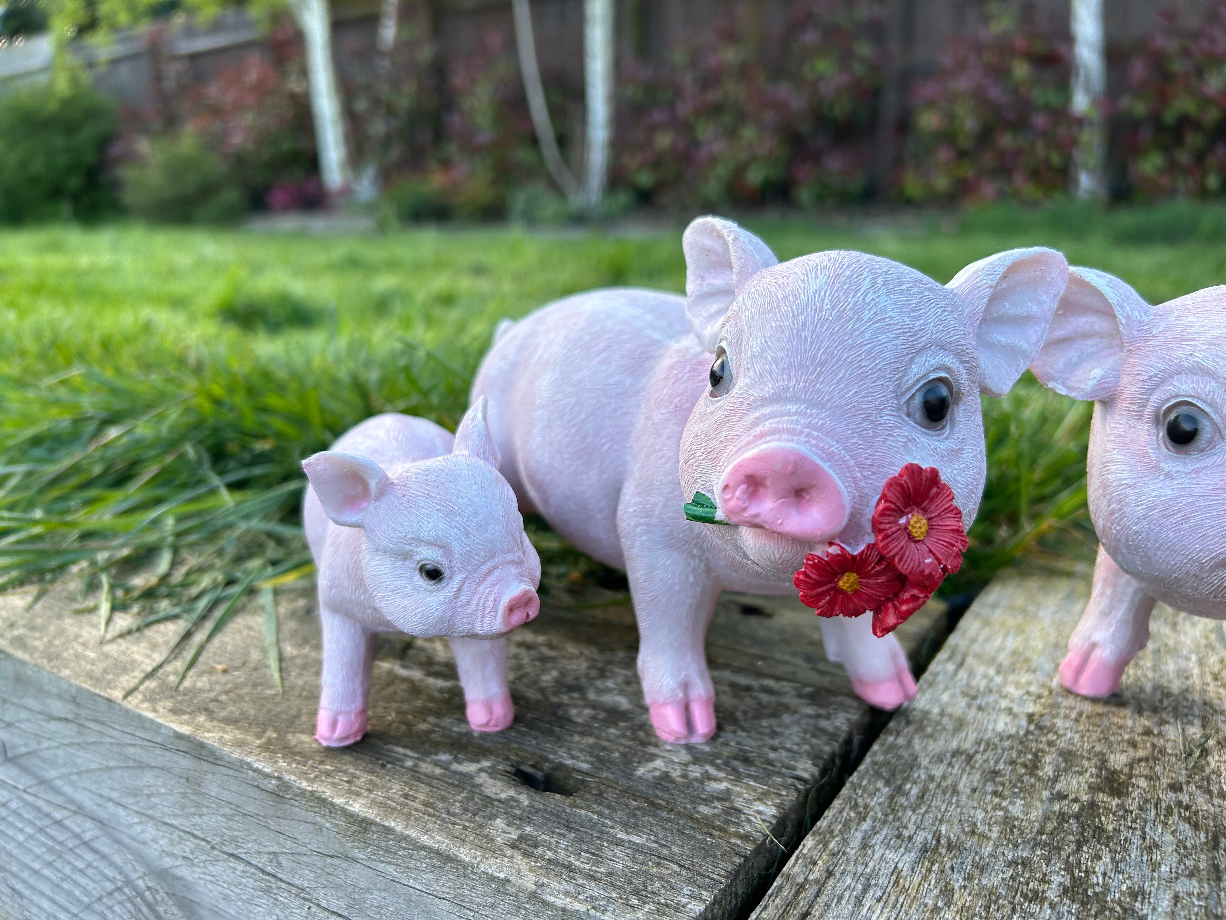 Pink Pig Family Ornament Set