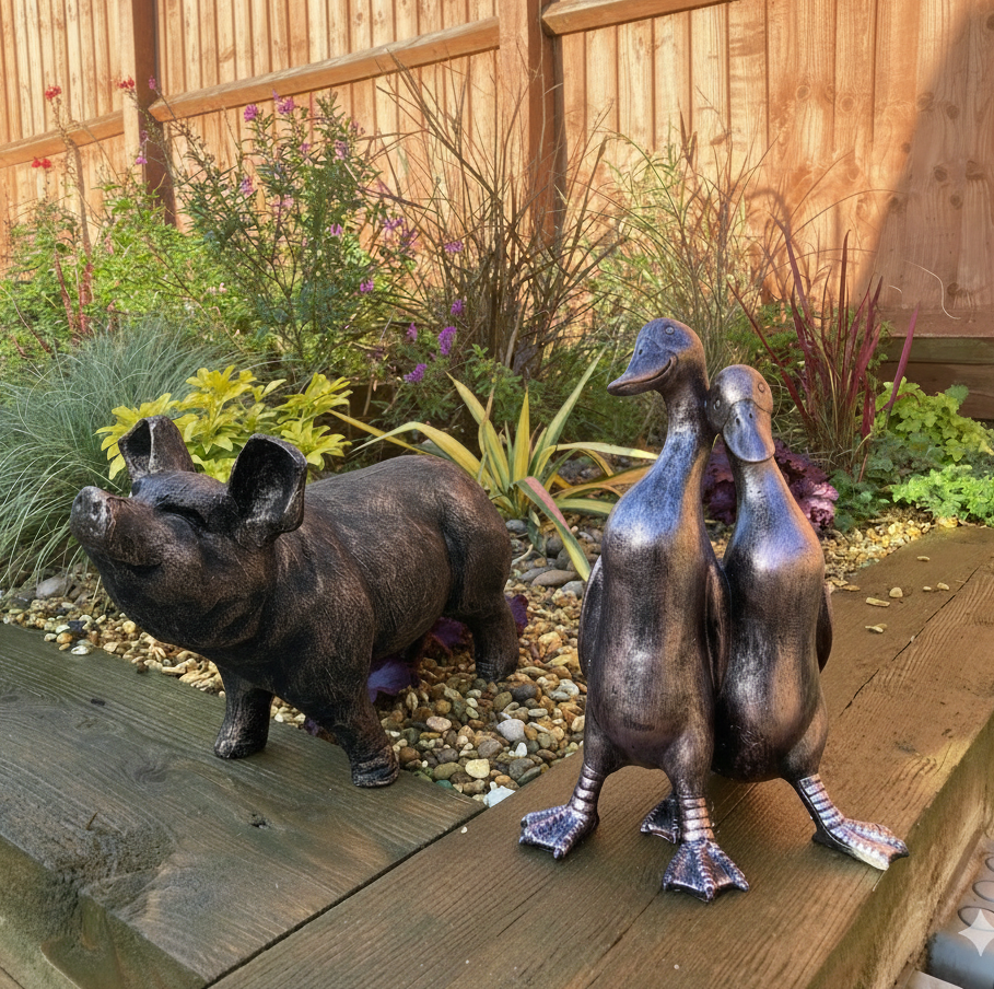 Pig and Ducks Farmyard Friends Ornament Set