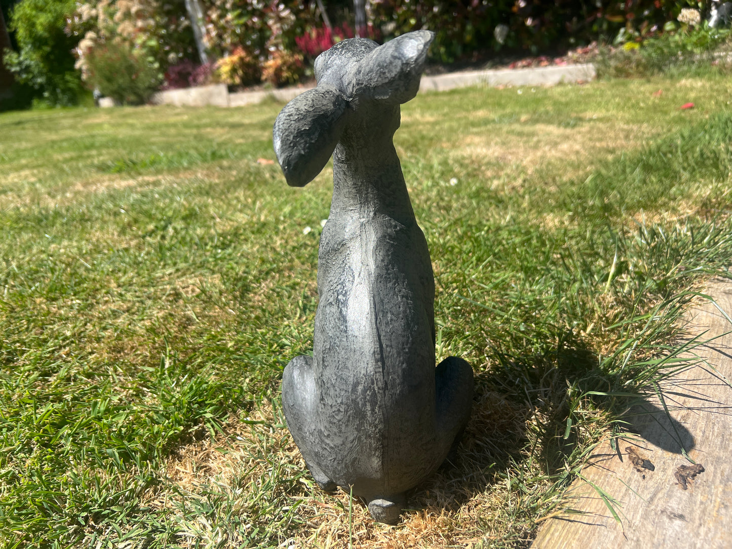 Large Moon-Gazing Graphite Hares Set
