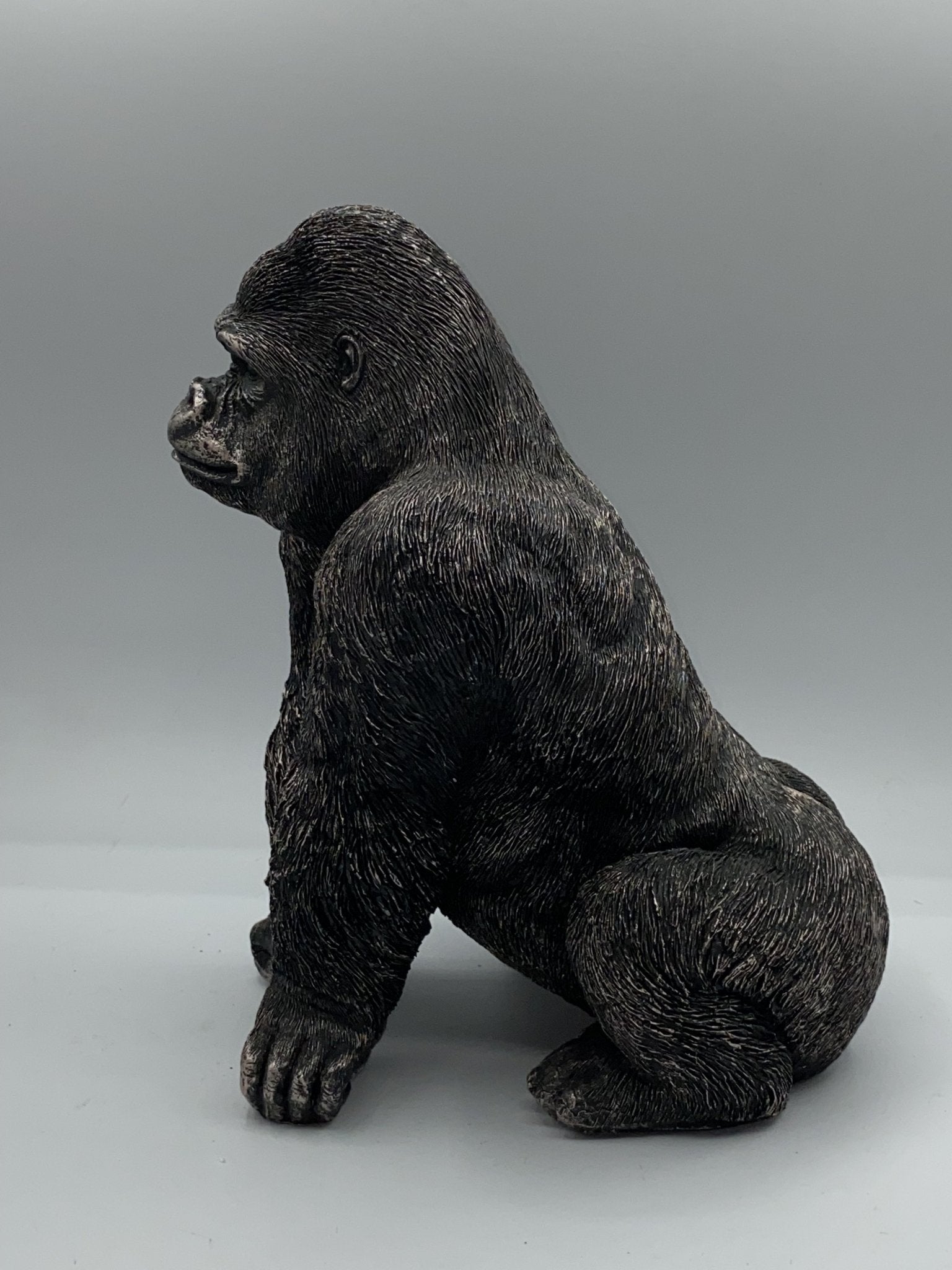 Bronze Finish Guardian Gorilla Garden Ornament - Backyard Bliss