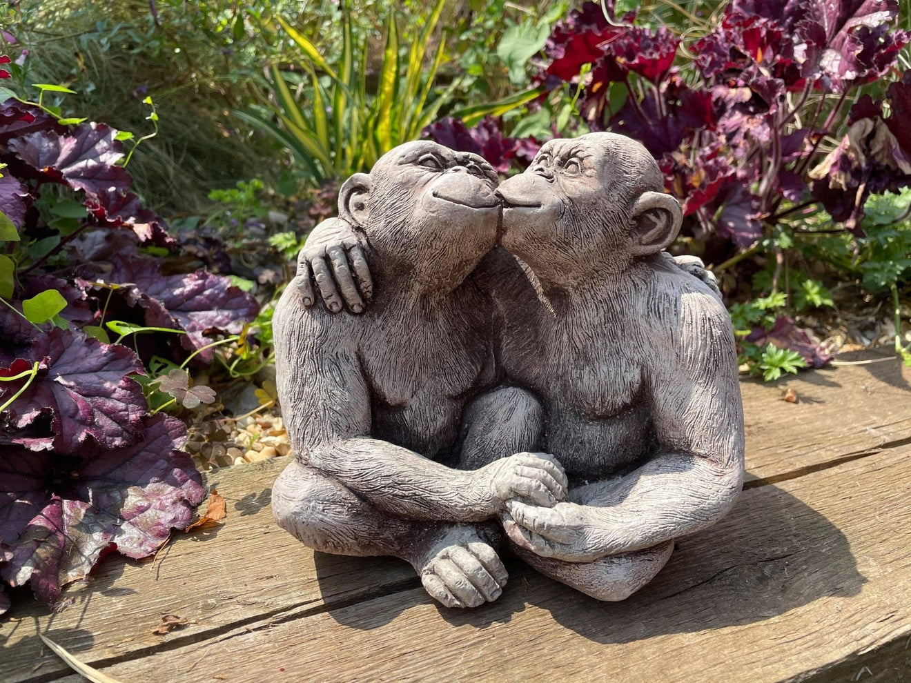 Kissing Monkeys Statue - Backyard Bliss
