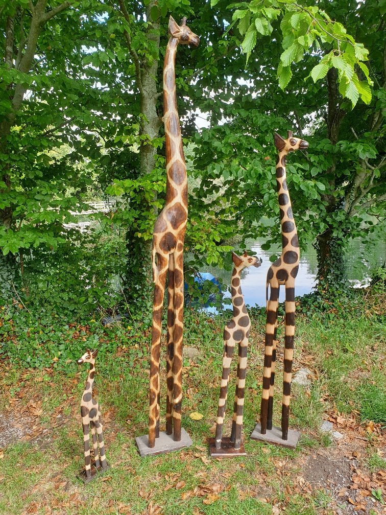 Large Wooden Giraffes - Set of 4 - Backyard Bliss