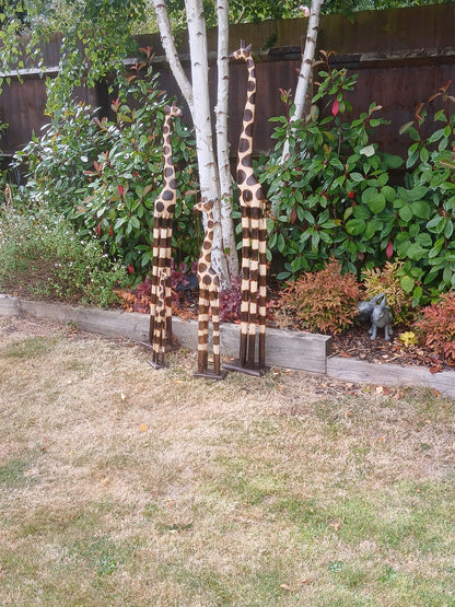 Large Wooden Giraffes - Set of 4 - Backyard Bliss