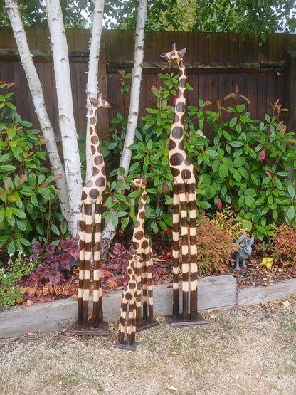Large Wooden Giraffes - Set of 4 - Backyard Bliss