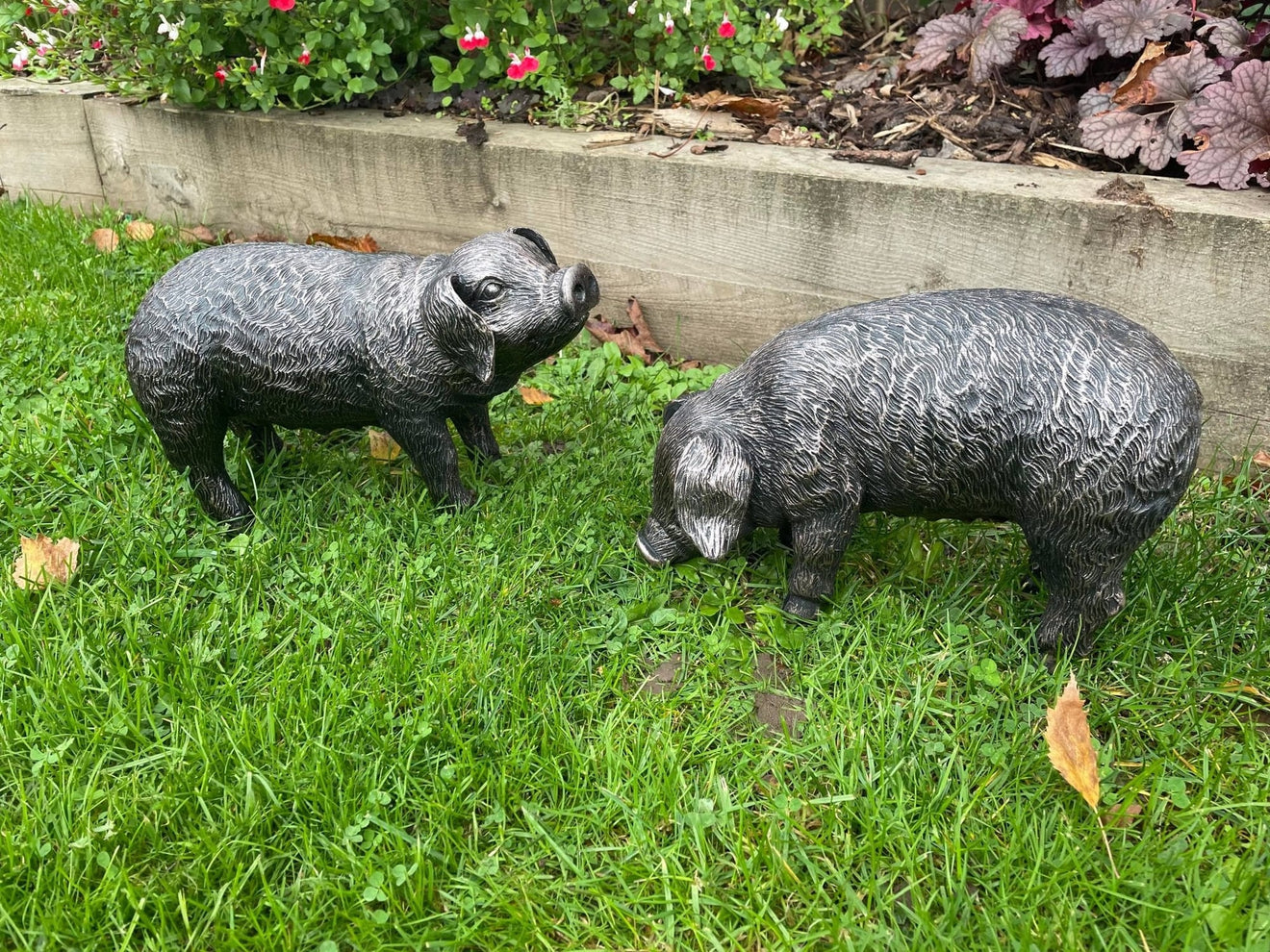 Pair of Bronze Pigs - Backyard Bliss