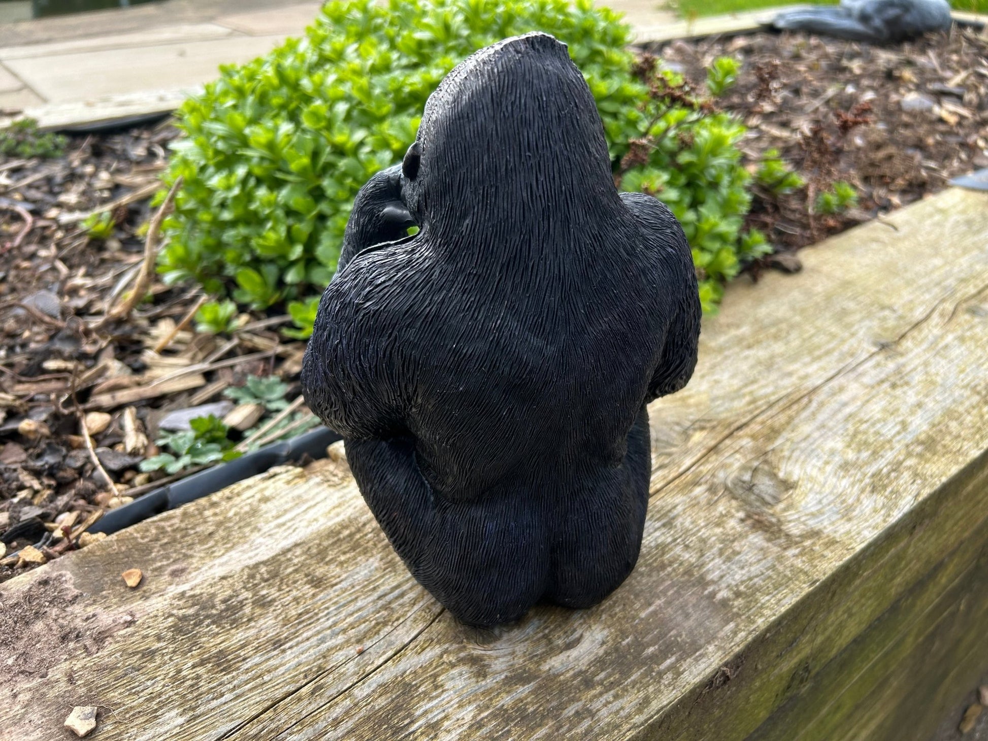 Sitting Gorilla Ornament - Backyard Bliss