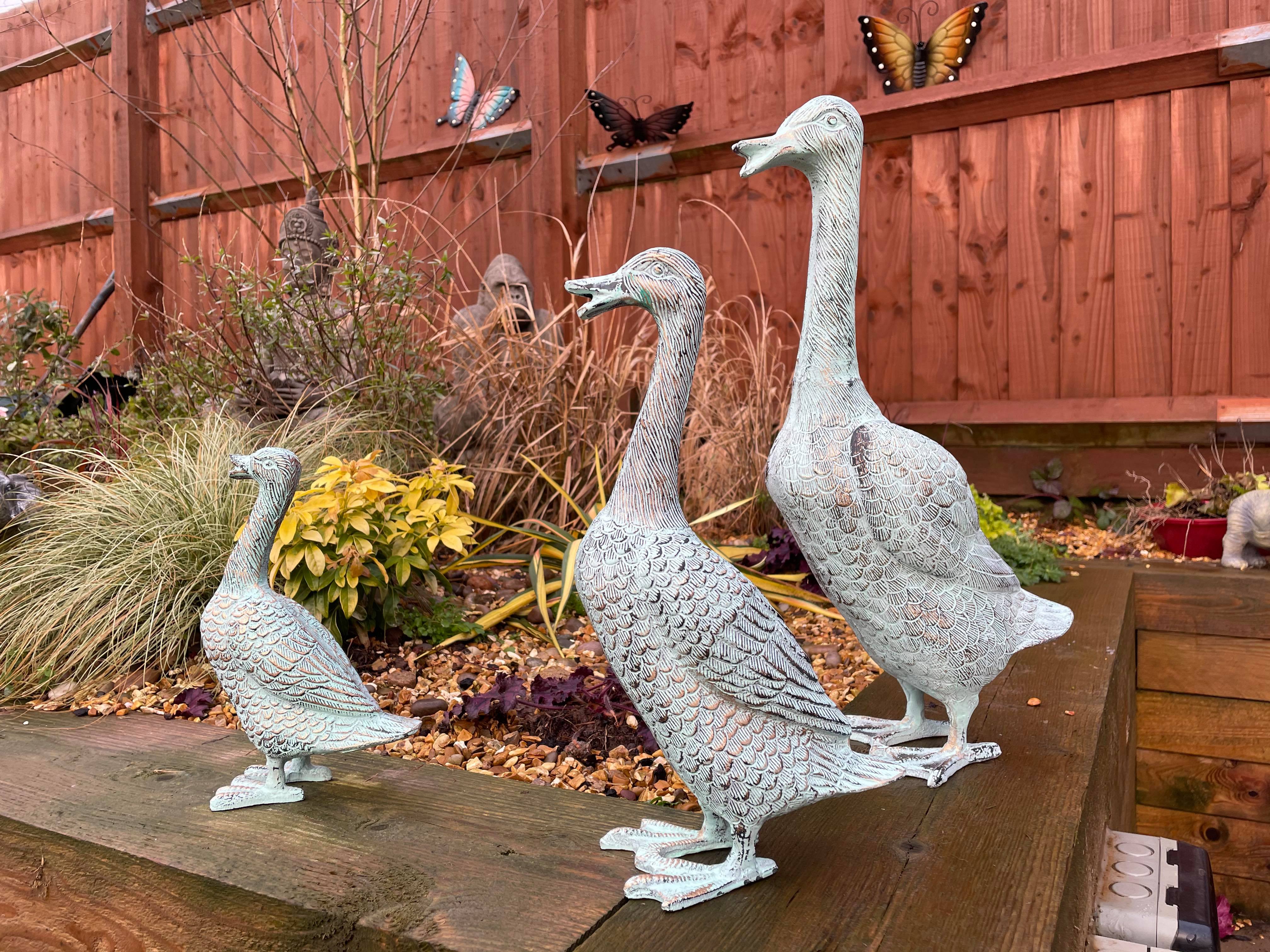 3pc Family of Metal Ducks