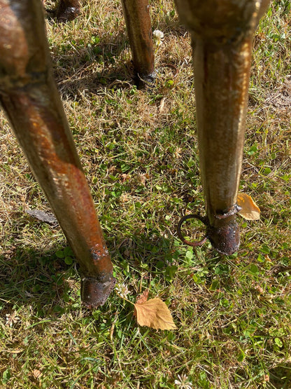 Gorgeous Giraffe Family Metal Set - Backyard Bliss