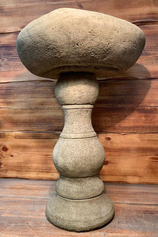 Heart Shaped Bird Bath - Backyard Bliss