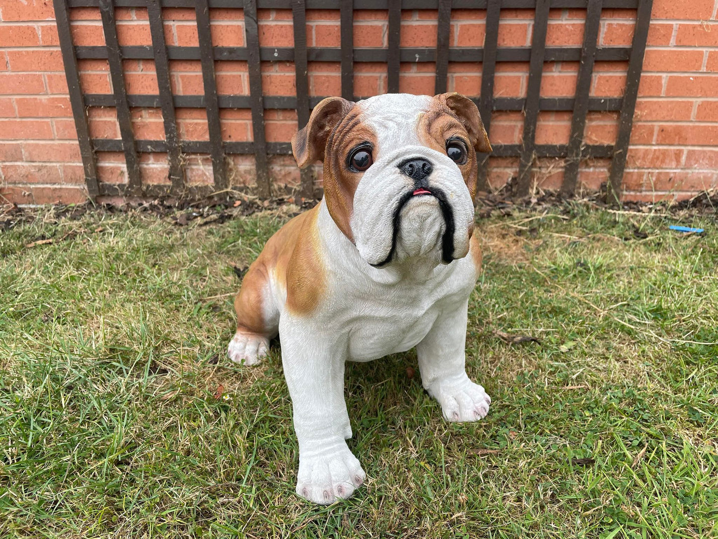 Life Size Johnson Bulldog - Backyard Bliss