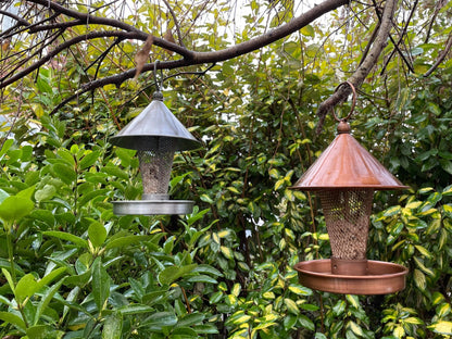 Metal Grate Bird Feeder - Backyard Bliss
