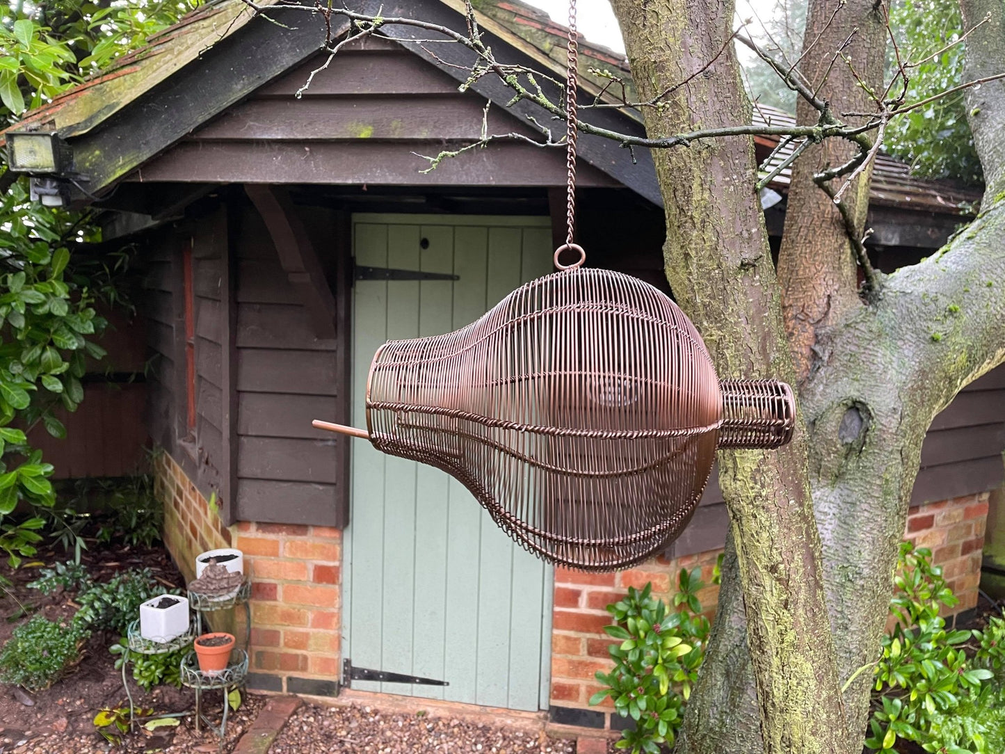 Modern Bird Feeder - Backyard Bliss
