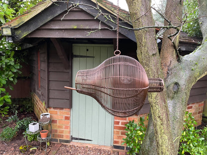 Modern Bird Feeder - Backyard Bliss