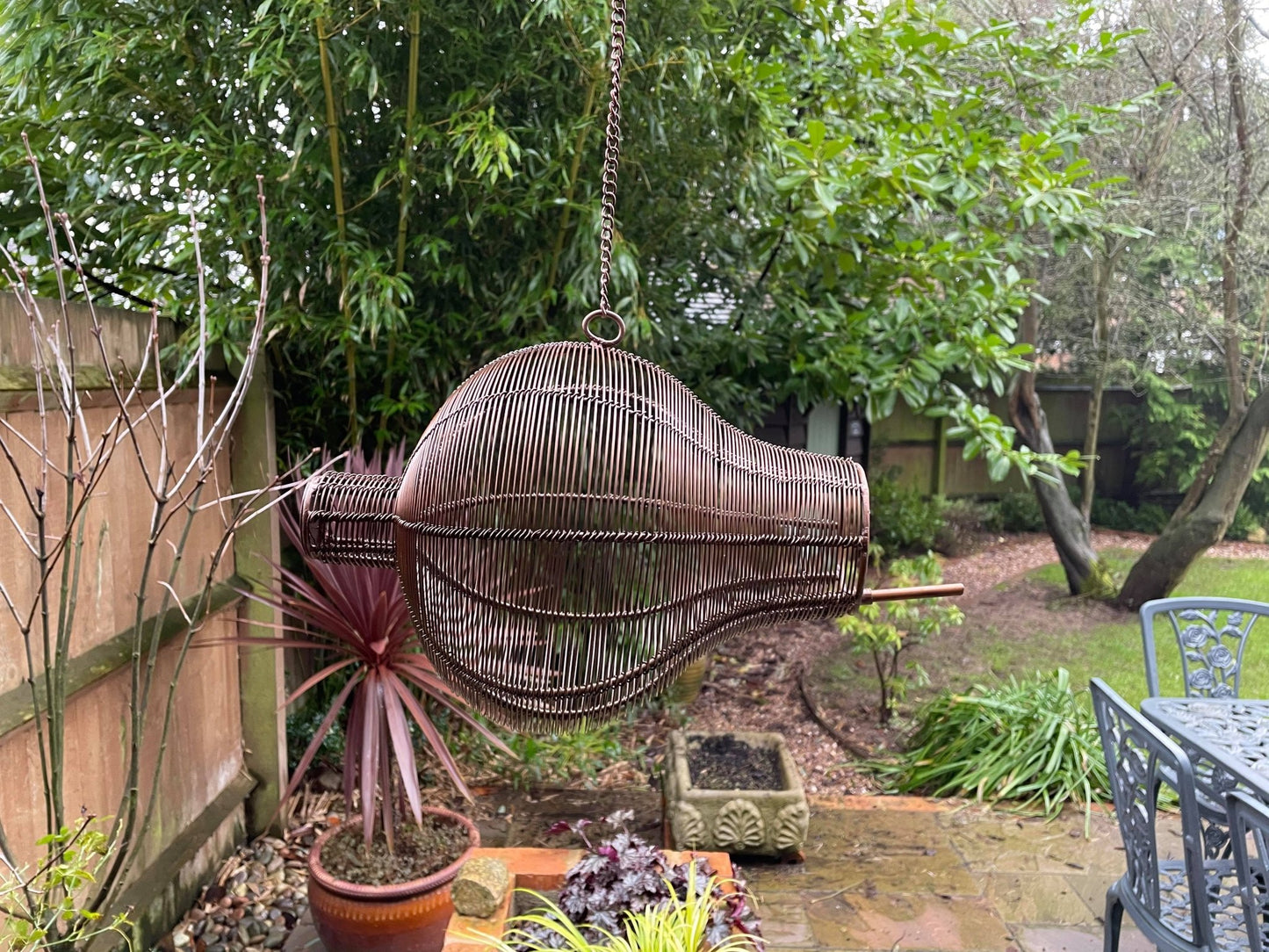 Modern Bird Feeder - Backyard Bliss