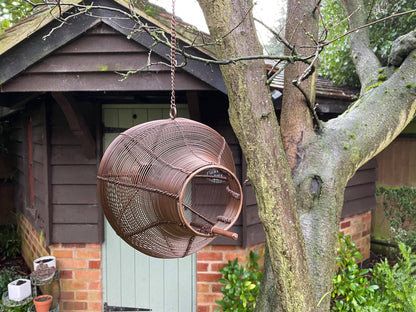 Modern Bird Feeder - Backyard Bliss