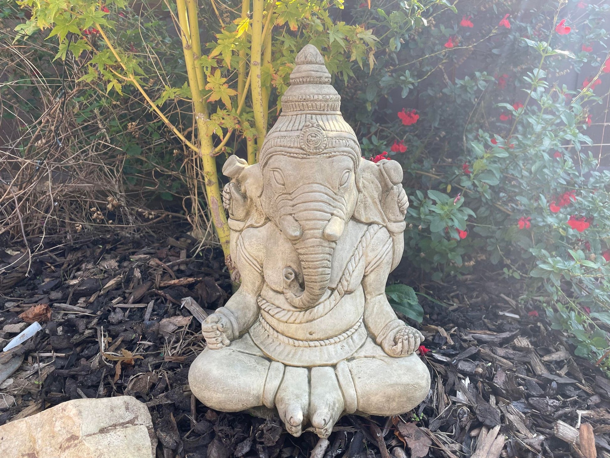 Praying Ganesh Statue - Backyard Bliss